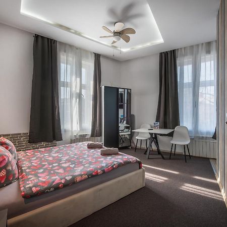 70S Guest Room Krakau Buitenkant foto