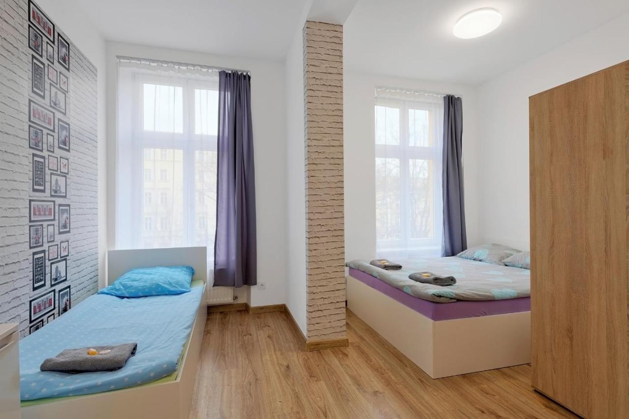 70S Guest Room Krakau Buitenkant foto