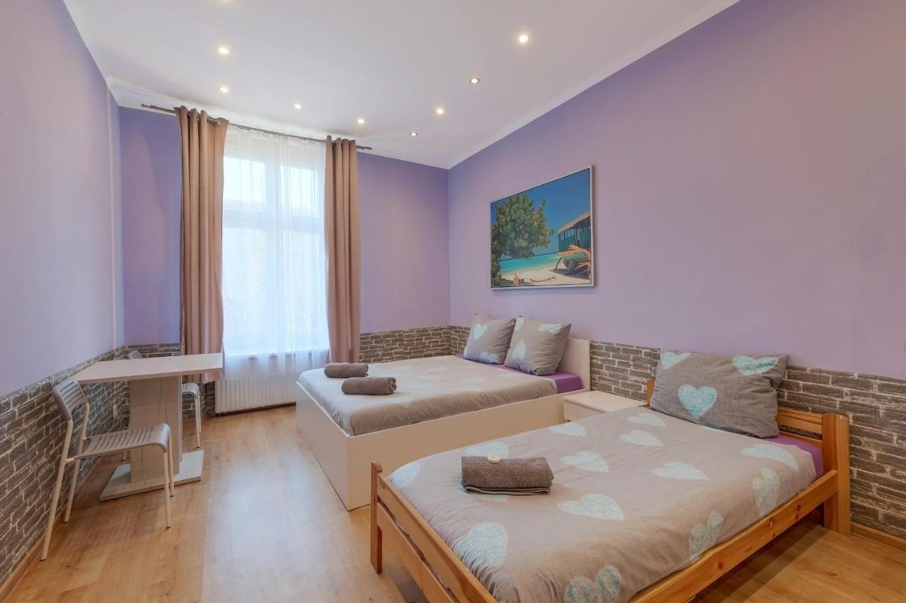 70S Guest Room Krakau Buitenkant foto