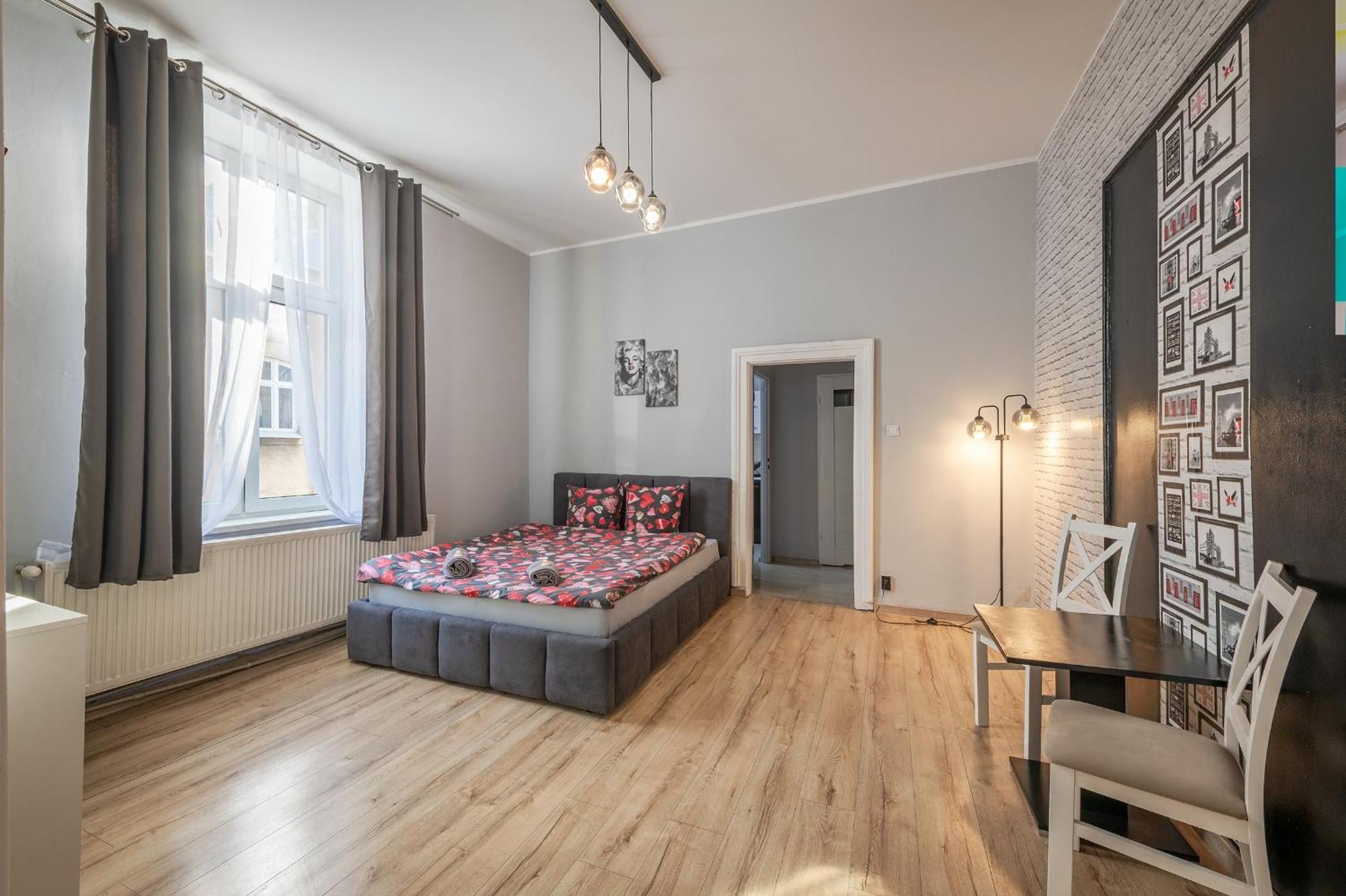 70S Guest Room Krakau Buitenkant foto