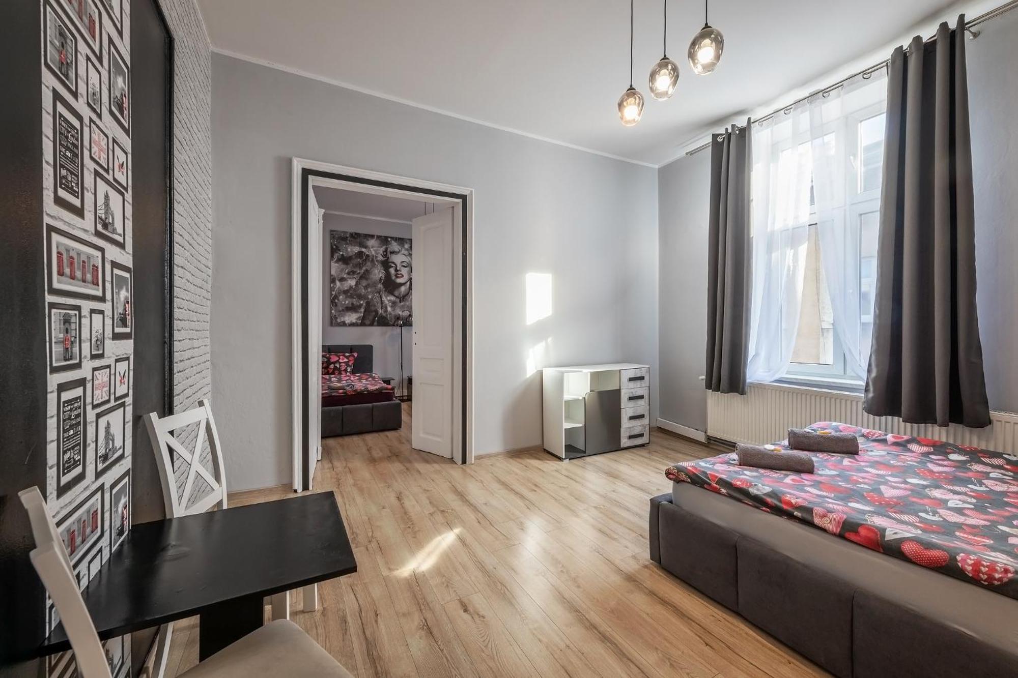 70S Guest Room Krakau Buitenkant foto