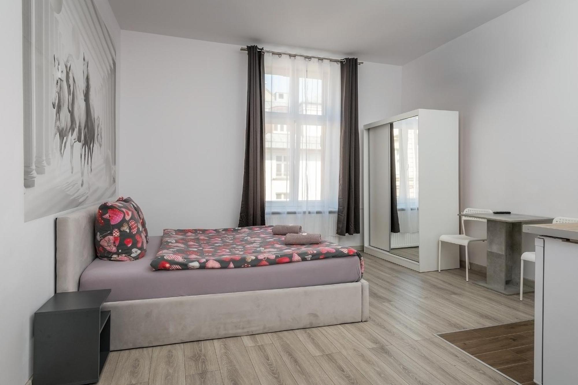 70S Guest Room Krakau Buitenkant foto